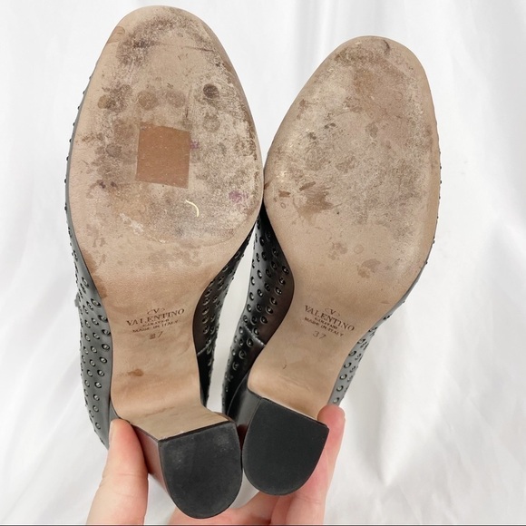 Valentino Garavani Tango Crystal Embellished Metallic Leather Pumps Silver - Picture 10 of 12